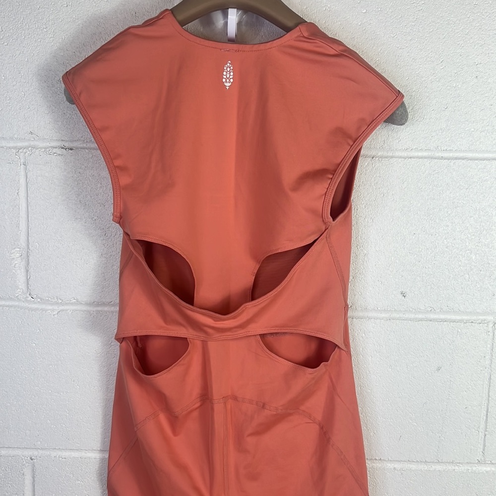 New Free People Movement twighlight square neck flare jumpsuit coral sz S cutout - Picture 8 of 8